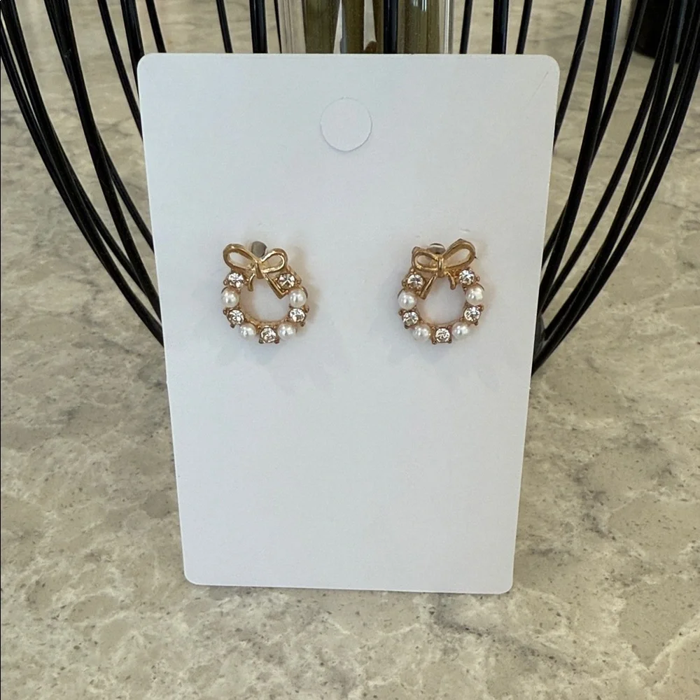 Elegant Gold and Silver Bow Earrings - Picture 3 of 3